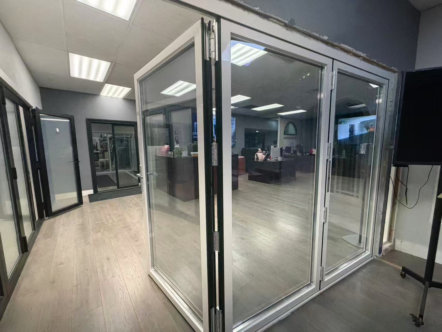 Aluminum Thermal Break Folding Door